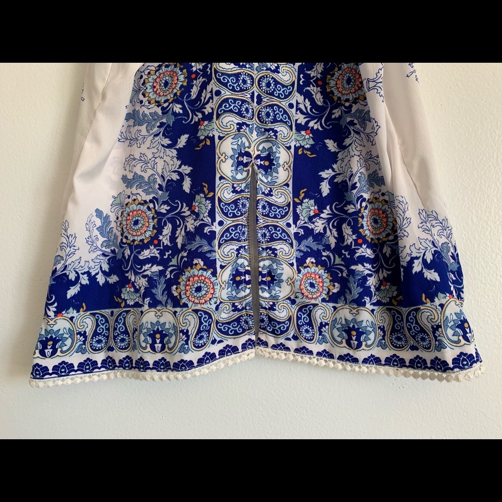 Blue Pattern Top - Picture 5 of 5